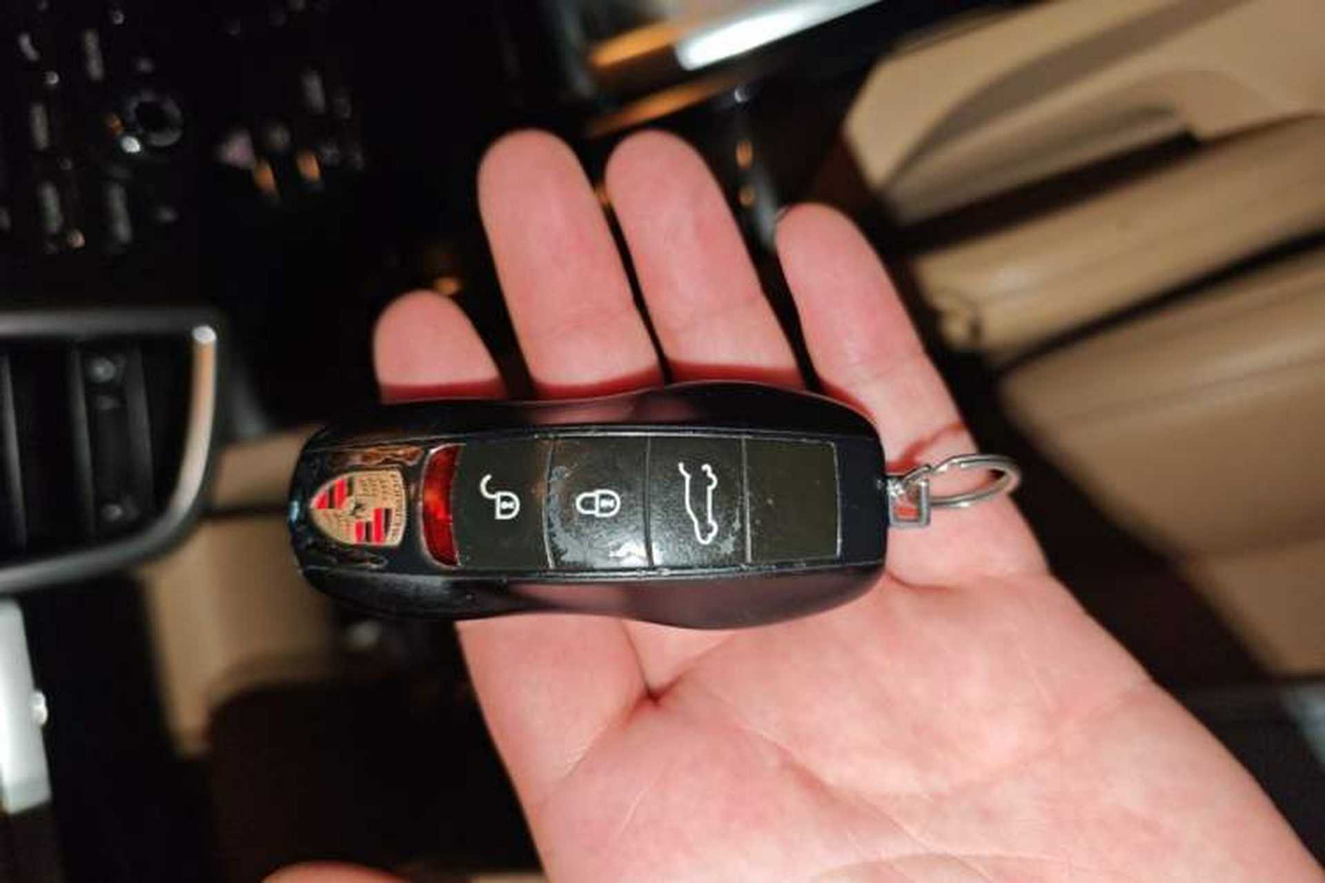 Used Porsche Cayenne 2011 Cayenne S 4.8L Vehicle Key