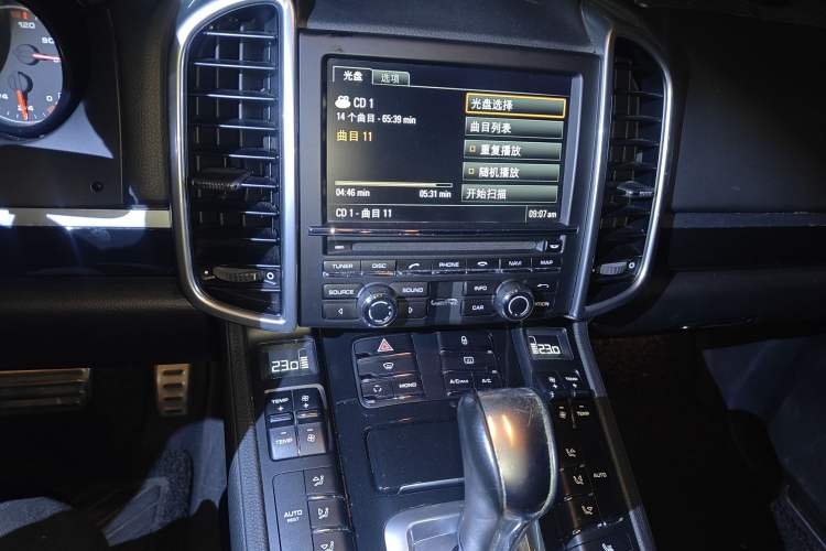 Used Porsche Cayenne 2011 Cayenne 3.0T Audio And AC Panel