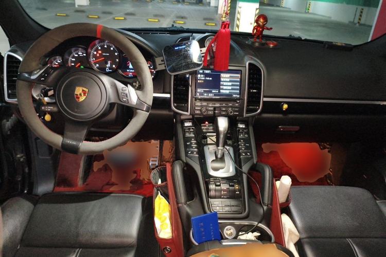 Used Porsche Cayenne 2011 Cayenne 3.0T Center Console