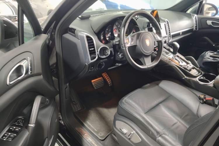 Used Porsche Cayenne 2011 Cayenne S 4.8L Driver Seat