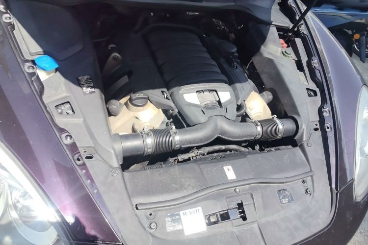 Used Porsche Cayenne 2011 Cayenne S 4.8L Engine Bay