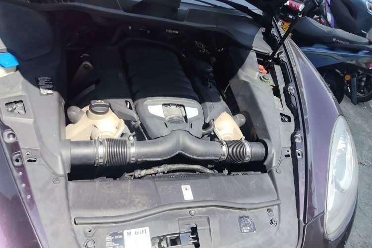 Used Porsche Cayenne 2011 Cayenne S 4.8L Engine Bay Left