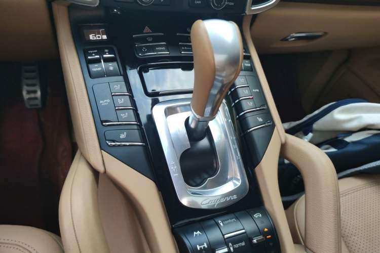 Used Porsche Cayenne 2011 Cayenne 3.0T Gear Lever