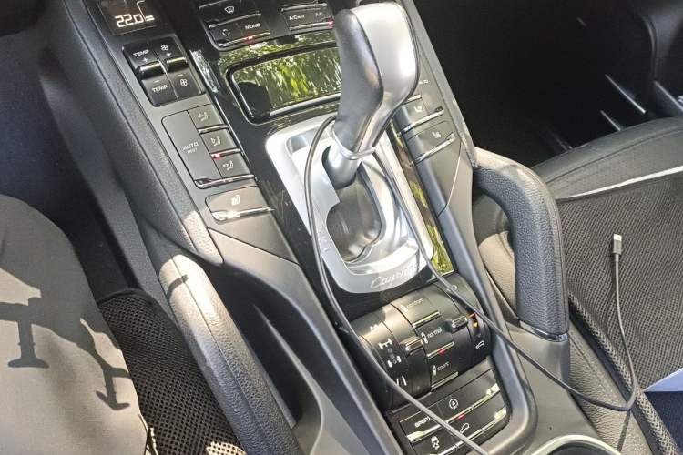Used Porsche Cayenne 2011 Cayenne S 4.8L Gear Lever