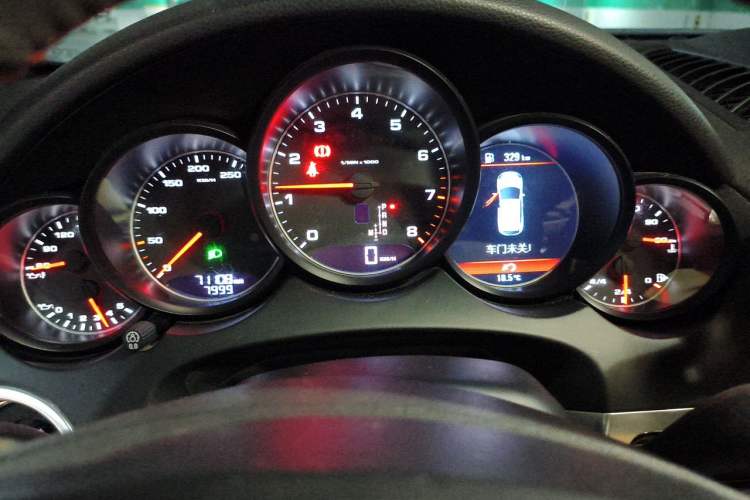 Used Porsche Cayenne 2011 Cayenne 3.0T Instrument Cluster