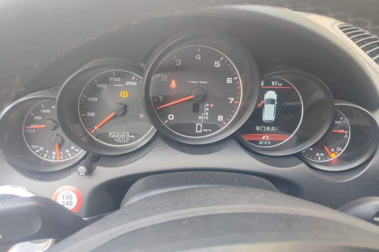 Used Porsche Cayenne 2011 Cayenne 3.0T Instrument Cluster
