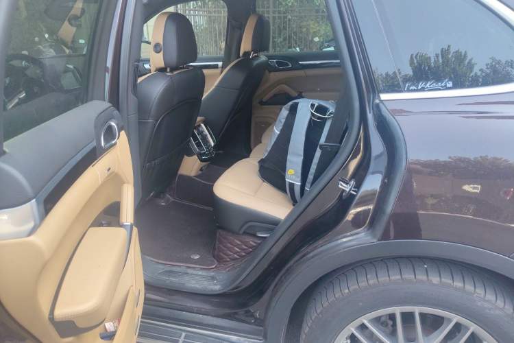 Used Porsche Cayenne 2011 Cayenne 3.0T Left Rear Seat
