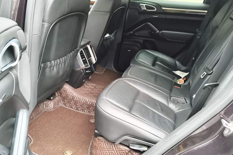 Used Porsche Cayenne 2011 Cayenne 3.0T Left Rear Seat