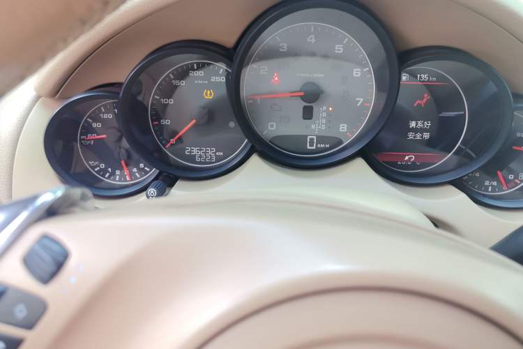 Used Porsche Cayenne 2011 Cayenne S 4.8L Odometer Close Up