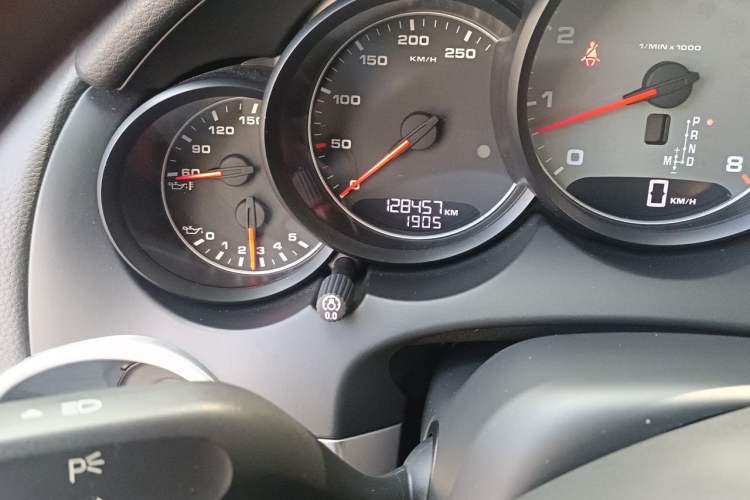 Used Porsche Cayenne 2011 Cayenne S 4.8L Odometer Close Up