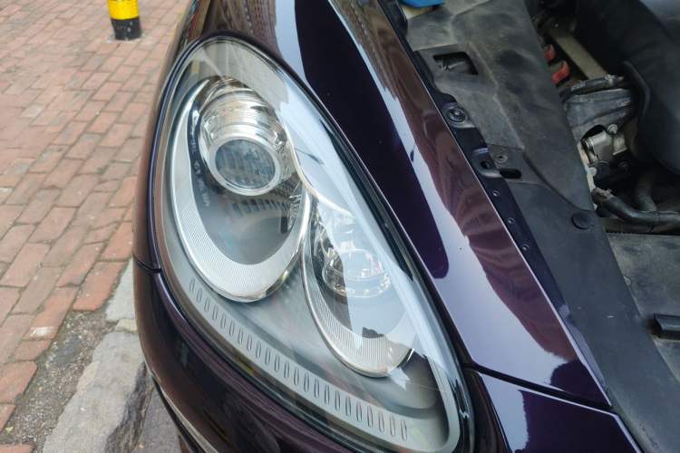 Used Porsche Cayenne 2011 Cayenne 3.0T Right Front Headlight