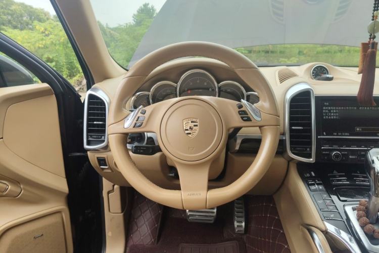 Used Porsche Cayenne 2011 Cayenne 3.0T Steering Wheel