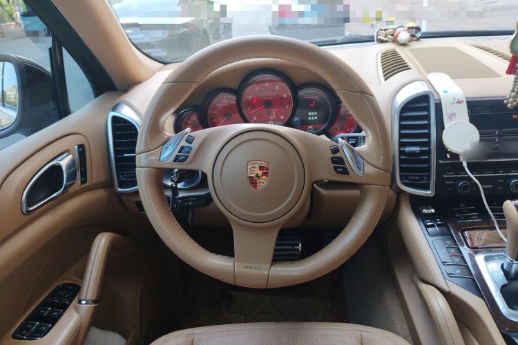 Used Porsche Cayenne 2011 Cayenne 3.0T Steering Wheel