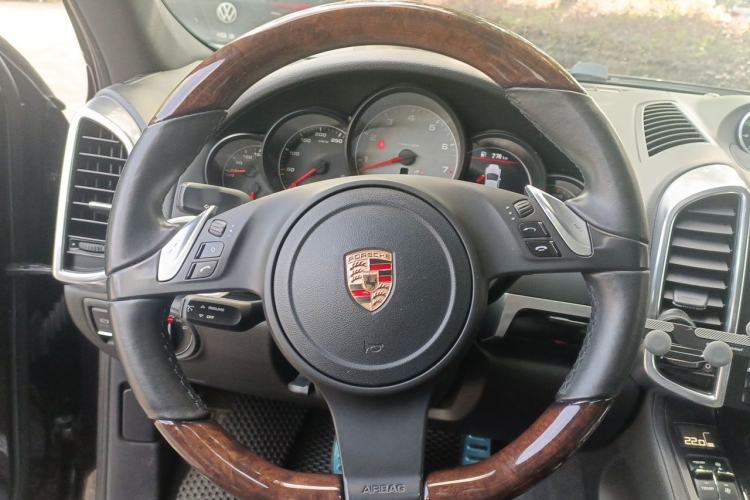 Used Porsche Cayenne 2011 Cayenne S 4.8L Steering Wheel