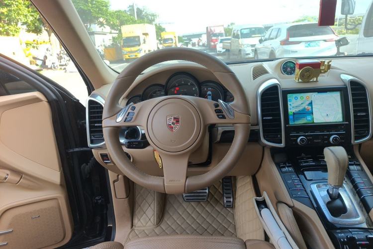 Used Porsche Cayenne 2011 Cayenne 3.0T Steering Wheel