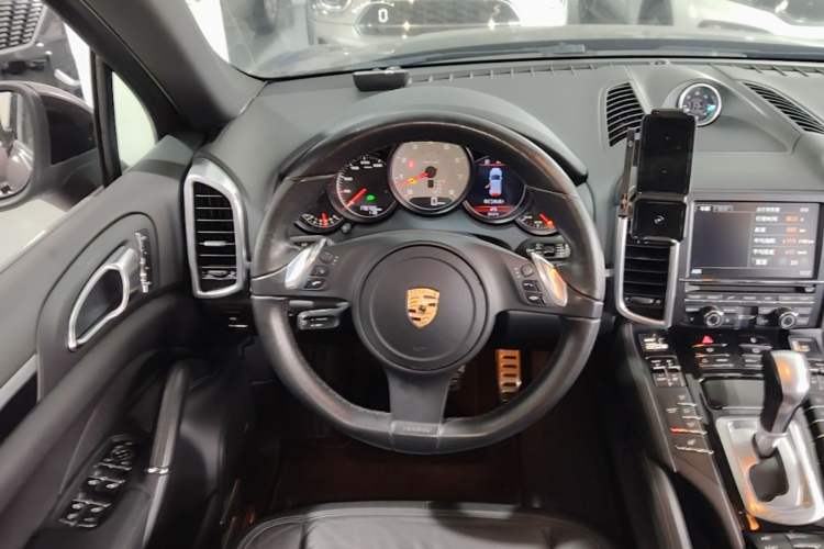 Used Porsche Cayenne 2011 Cayenne S 4.8L Steering Wheel