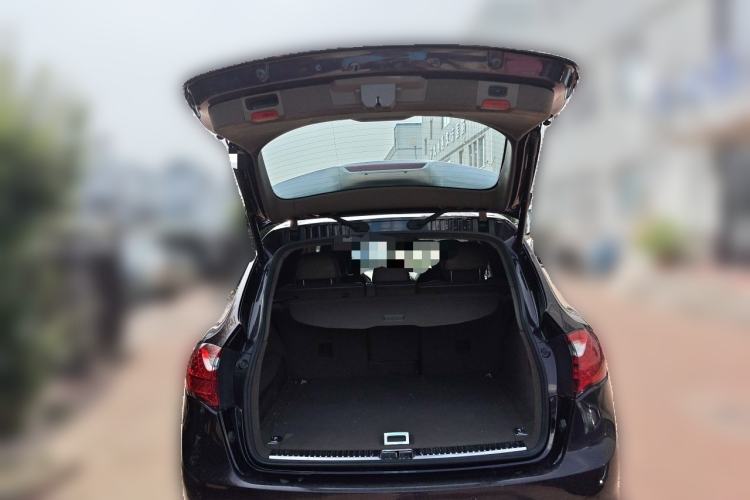 Used Porsche Cayenne 2011 Cayenne 3.0T Trunk