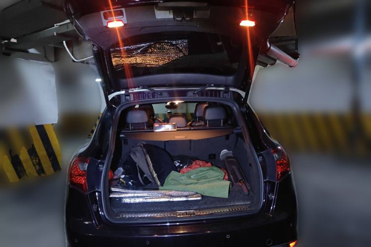 Used Porsche Cayenne 2011 Cayenne 3.0T Trunk