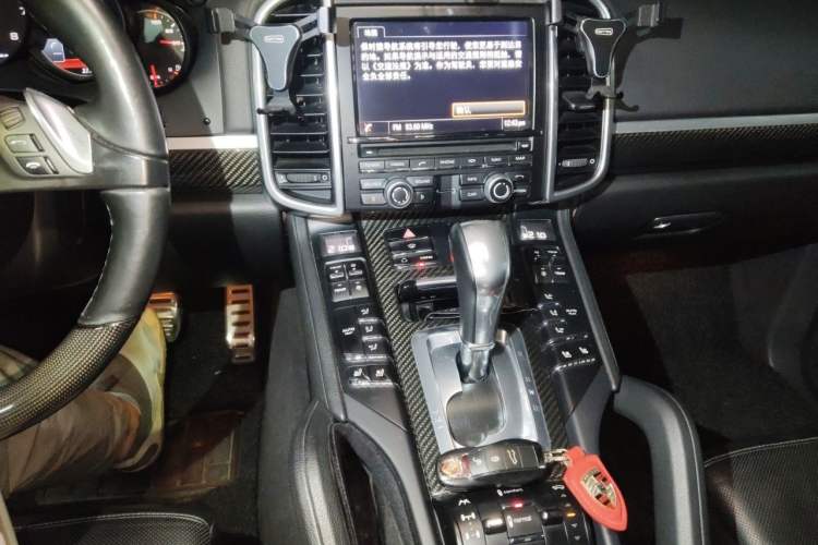Used Porsche Cayenne 2011 Cayenne 3.0T Audio And AC Panel