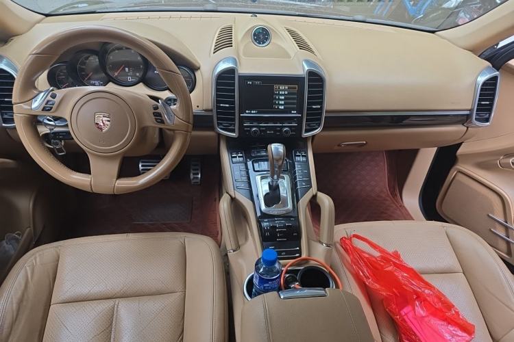 Used Porsche Cayenne 2011 Cayenne 3.0T Center Console