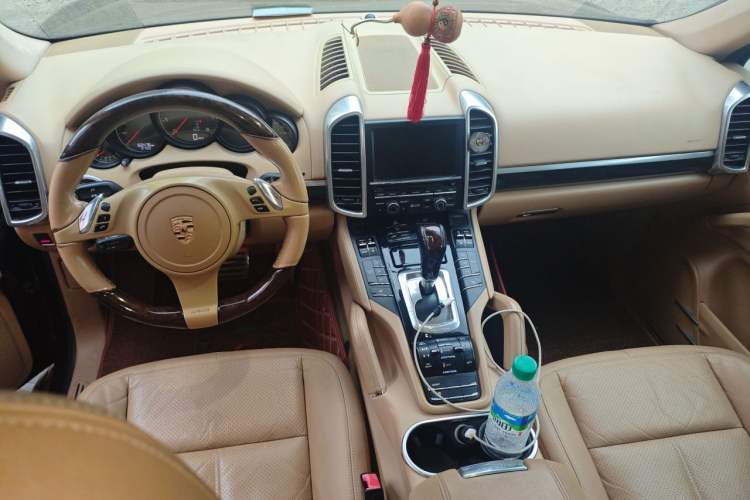 Used Porsche Cayenne 2011 Cayenne 3.0T Center Console