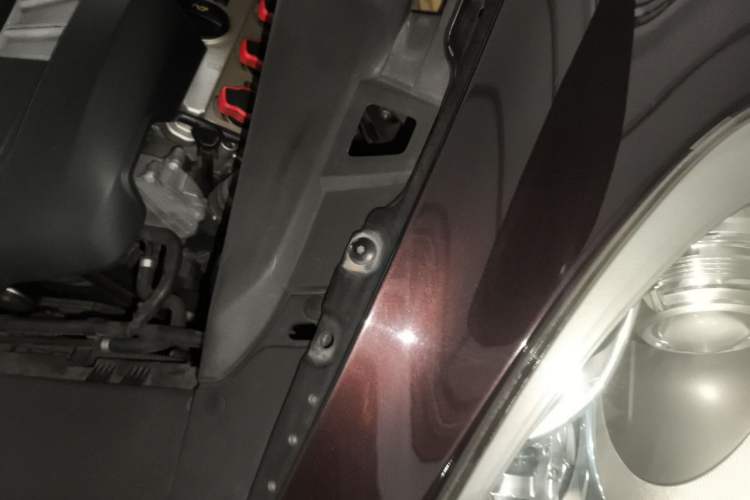 Used Porsche Cayenne 2011 Cayenne 3.0T Engine Bay Left