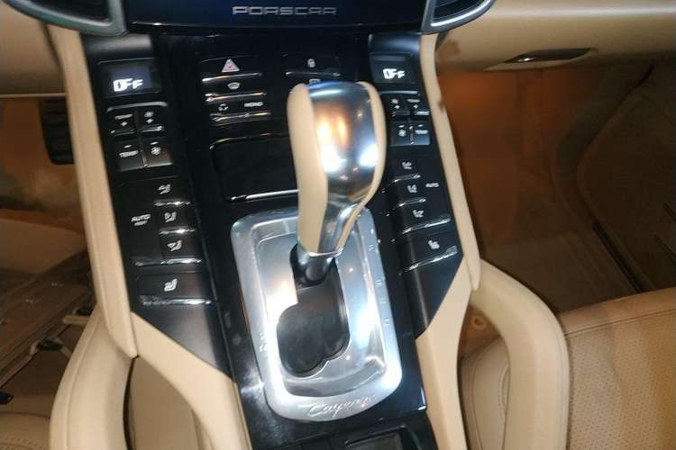 Used Porsche Cayenne 2011 3.6L automatic transmission U.S. specification Gear Lever