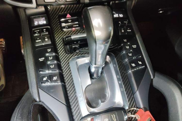 Used Porsche Cayenne 2011 Cayenne 3.0T Gear Lever
