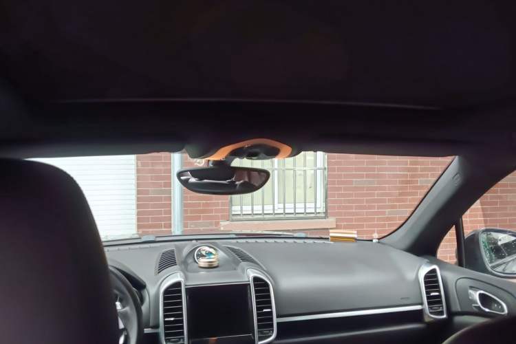 Used Porsche Cayenne 2011 Cayenne 3.0T Headliner