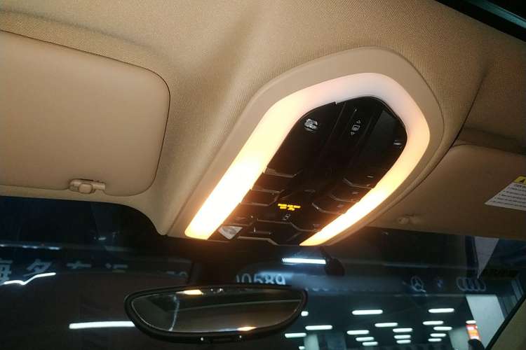 Used Porsche Cayenne 2011 3.6L automatic transmission U.S. specification Headliner
