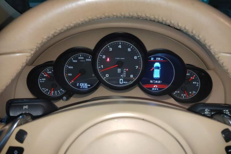 Used Porsche Cayenne 2011 Cayenne 3.0T Instrument Cluster