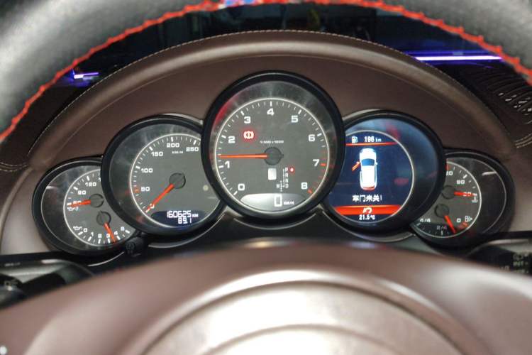 Used Porsche Cayenne 2011 Cayenne 3.0T Instrument Cluster