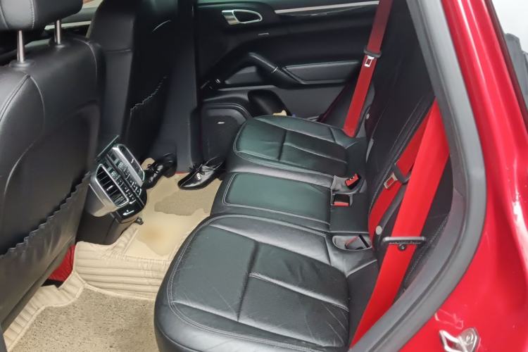 Used Porsche Cayenne 2011 Cayenne 3.0T Left Rear Seat
