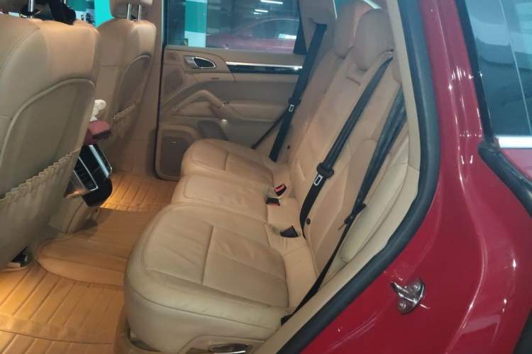 Used Porsche Cayenne 2011 Cayenne 3.0T Left Rear Seat