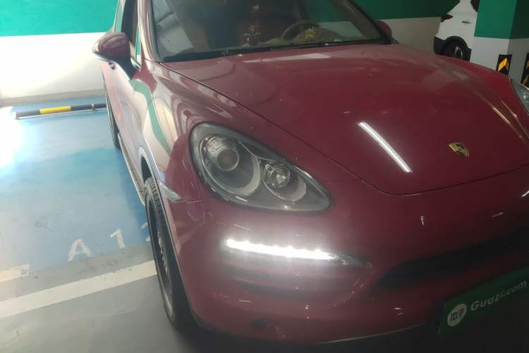 Used Porsche Cayenne 2011 Cayenne 3.0T Right Front Headlight