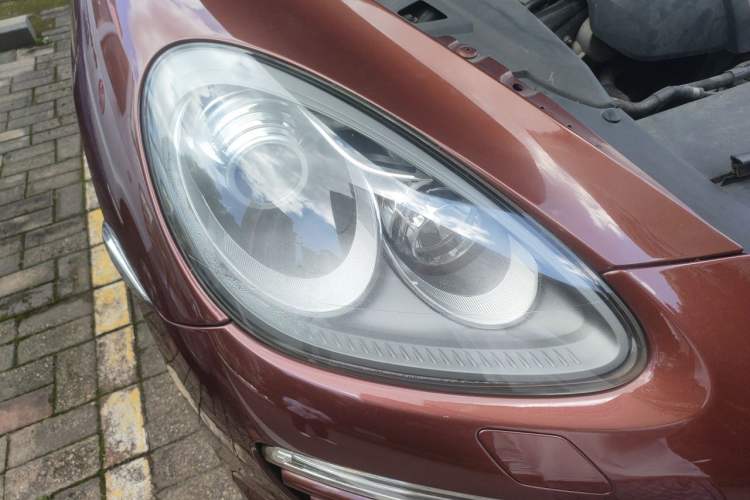 Used Porsche Cayenne 2011 Cayenne 3.0T Right Front Headlight