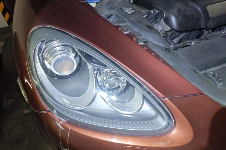 Used Porsche Cayenne 2011 Cayenne 3.0T Right Front Headlight