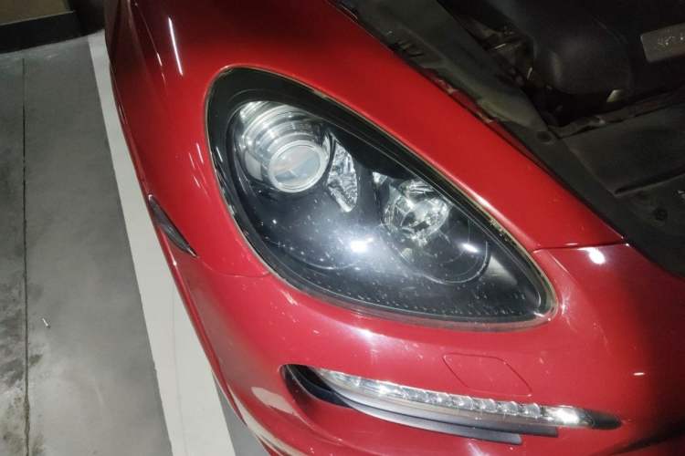 Used Porsche Cayenne 2011 Cayenne 3.0T Right Front Headlight