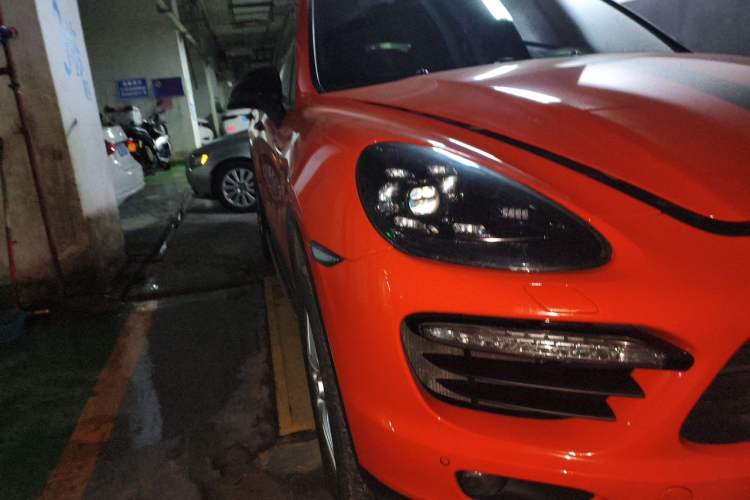 Used Porsche Cayenne 2011 Cayenne 3.0T Right Front Headlight