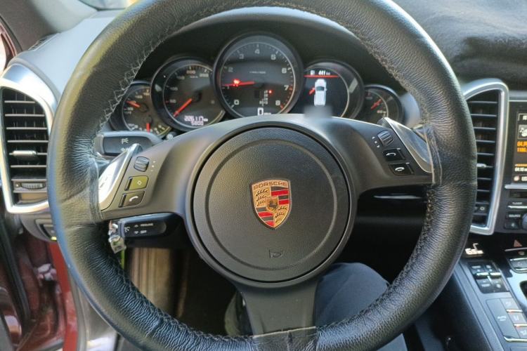Used Porsche Cayenne 2011 Cayenne 3.0T Steering Wheel