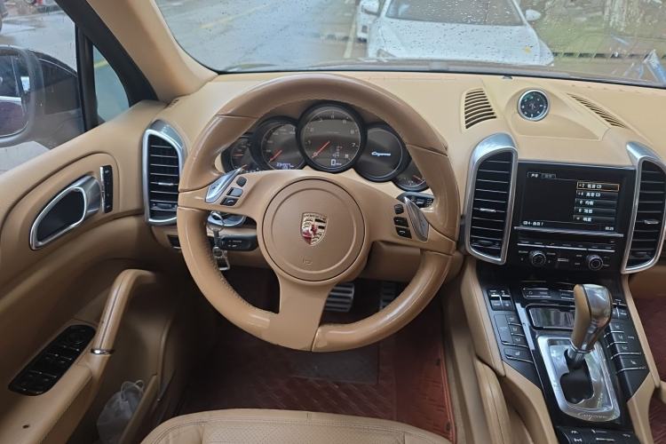 Used Porsche Cayenne 2011 Cayenne 3.0T Steering Wheel