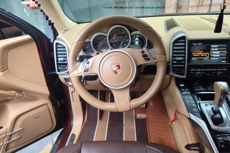 Used Porsche Cayenne 2011 Cayenne 3.0T Steering Wheel