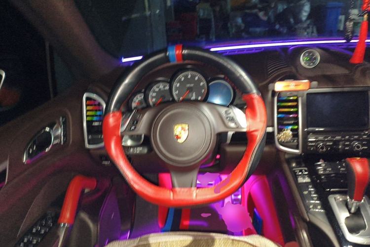 Used Porsche Cayenne 2011 Cayenne 3.0T Steering Wheel