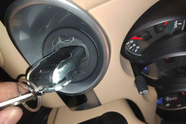 Used Porsche Cayenne 2011 Cayenne 3.0T Vehicle Key