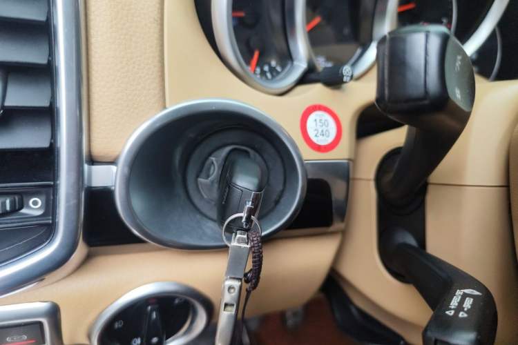 Used Porsche Cayenne 2011 Cayenne 3.0T Vehicle Key