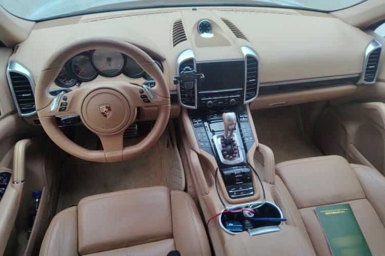 Used Porsche Cayenne 2011 Cayenne S Hybrid 3.0T Center Console