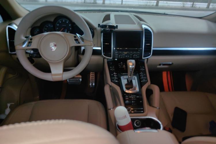 Used Porsche Cayenne 2011 Cayenne 3.0T Center Console