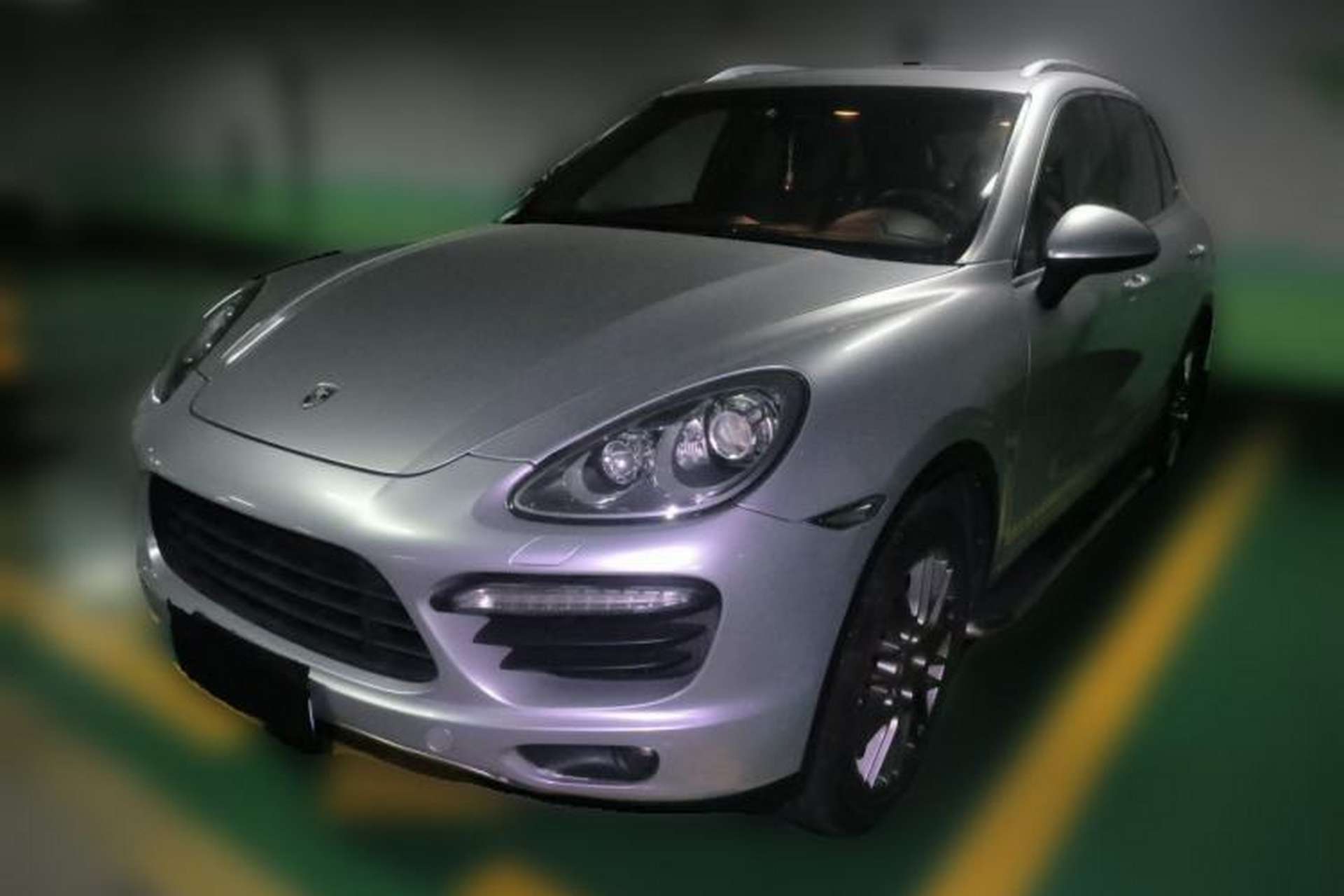 Used Porsche Cayenne 2011 Cayenne Turbo 4.8T Front Left 45 Deg