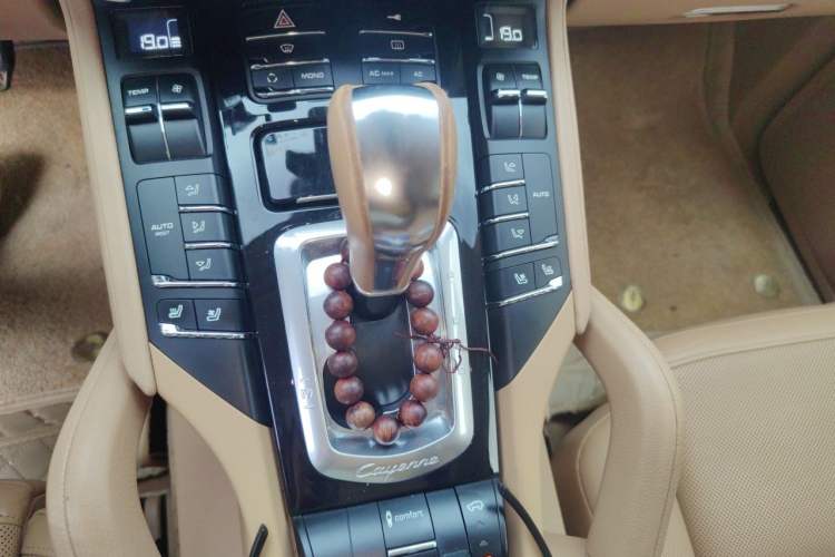 Used Porsche Cayenne 2011 Cayenne S Hybrid 3.0T Gear Lever