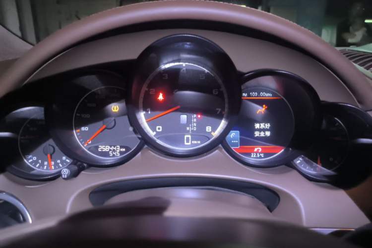 Used Porsche Cayenne 2011 Cayenne Turbo 4.8T Instrument Cluster